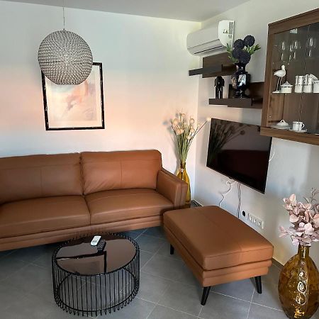 Apartment Vila Lina Vir Ngoại thất bức ảnh