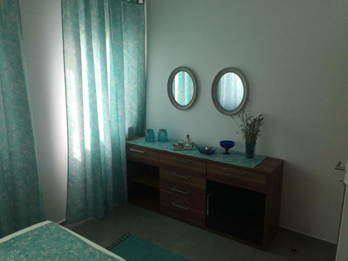 Apartment Vila Lina Vir Ngoại thất bức ảnh