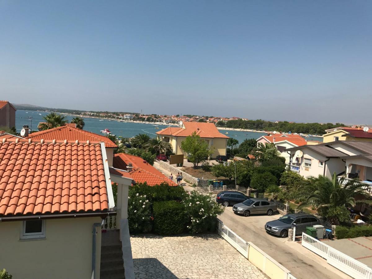 Apartment Vila Lina Vir Ngoại thất bức ảnh